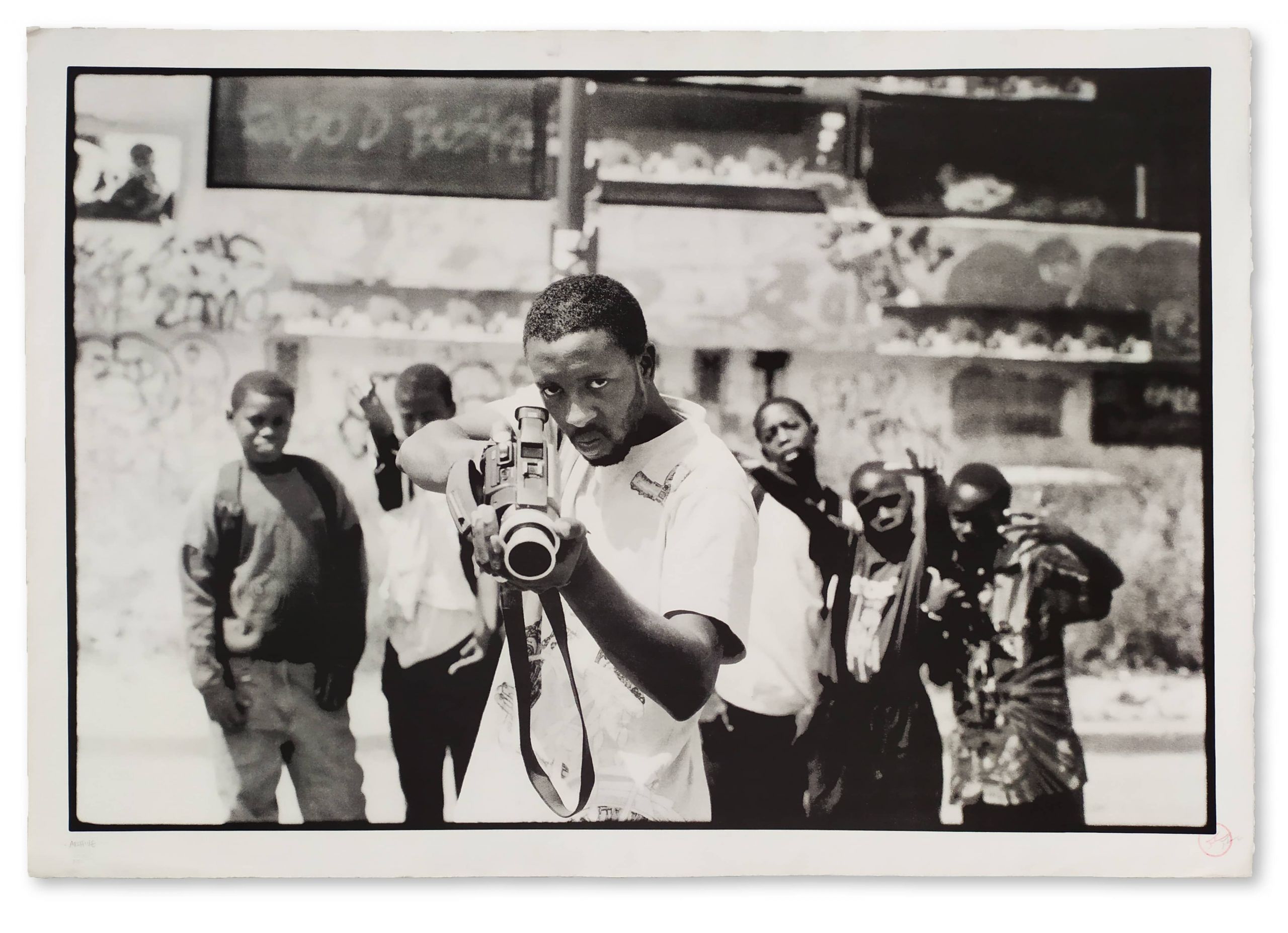 jr-28-millimetres-portrait-of-a-genetation-ladj-ly